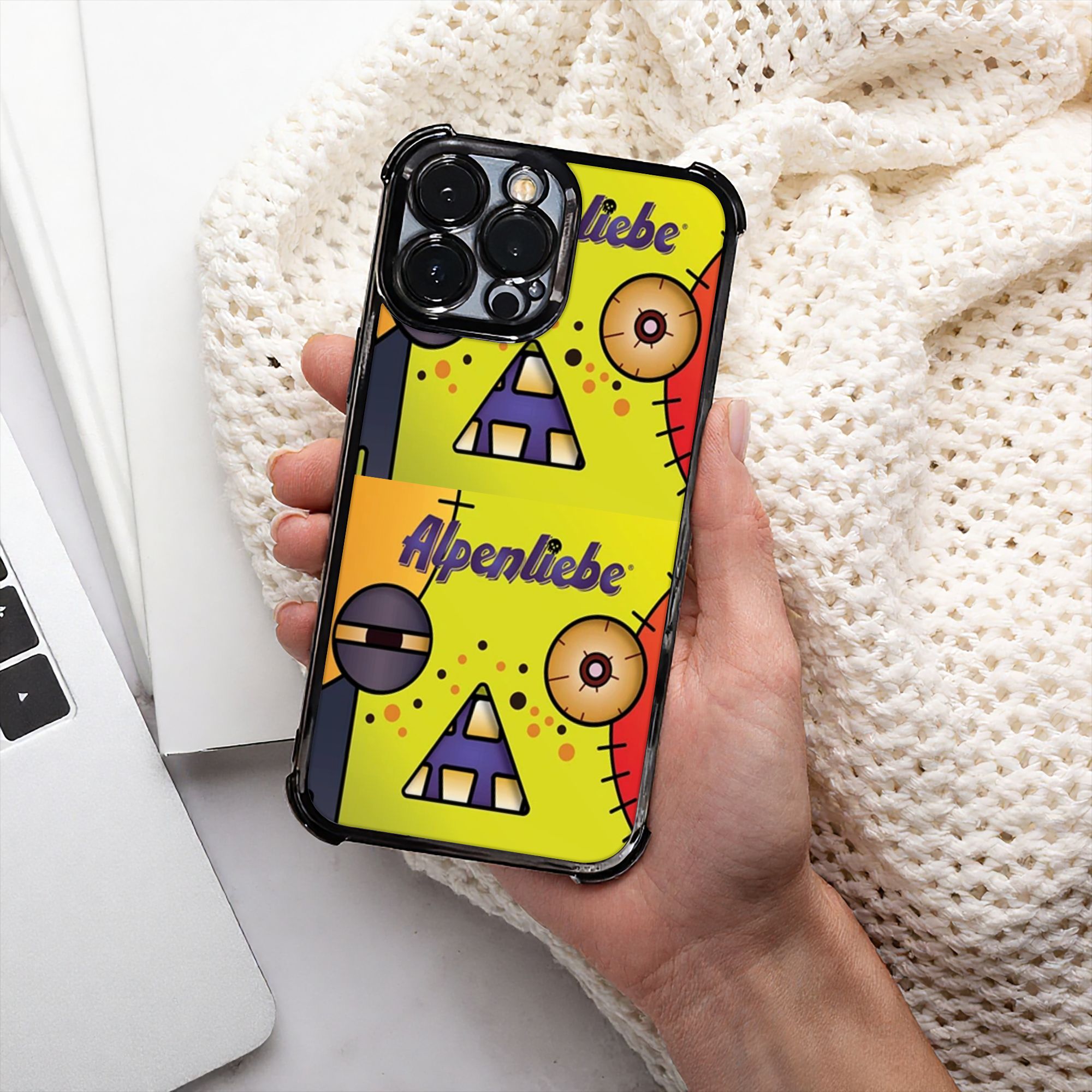 Cartoon Monster Face Patchwork - огляд і ціна Monstera